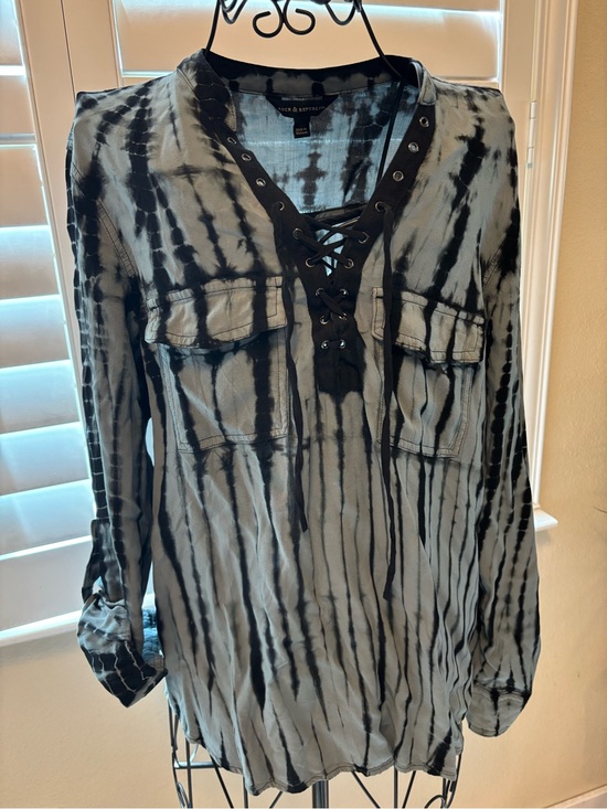 Rock & Republic Tops - Rock & Republic Black and Gray Tie-Dye Lace-Up Tunic